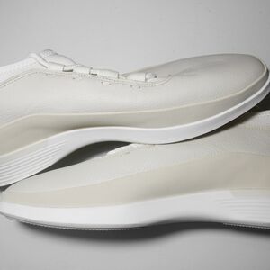 New Wolf and Shepherd Crossover Mid Shoe in Nubuck Denim Beige Men Sz 12 Genuine